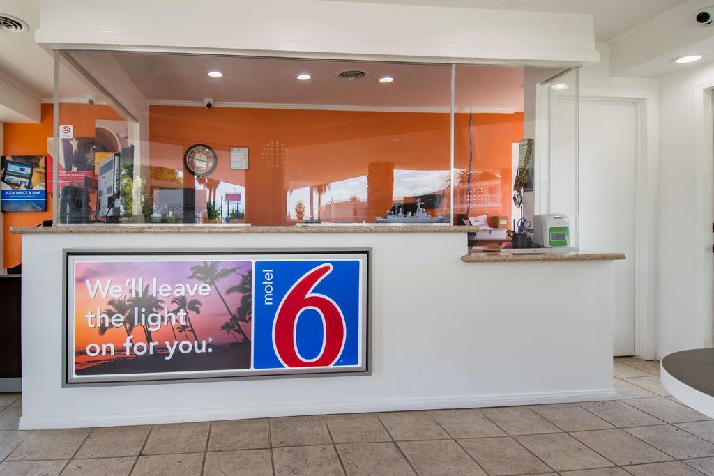 Motel 6-San Bernardino, Ca - Downtown Luaran gambar