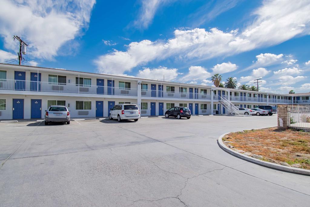 Motel 6-San Bernardino, Ca - Downtown Luaran gambar