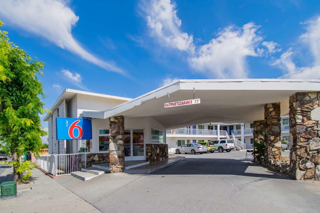 Motel 6-San Bernardino, Ca - Downtown Luaran gambar