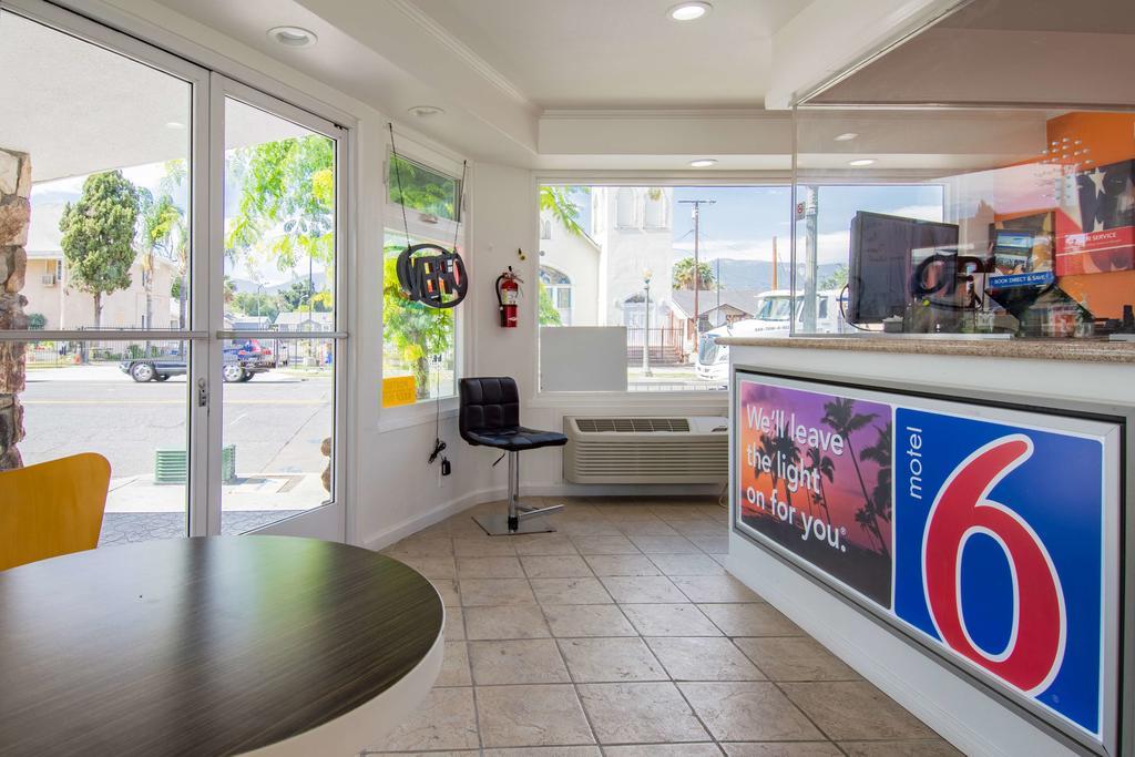 Motel 6-San Bernardino, Ca - Downtown Luaran gambar