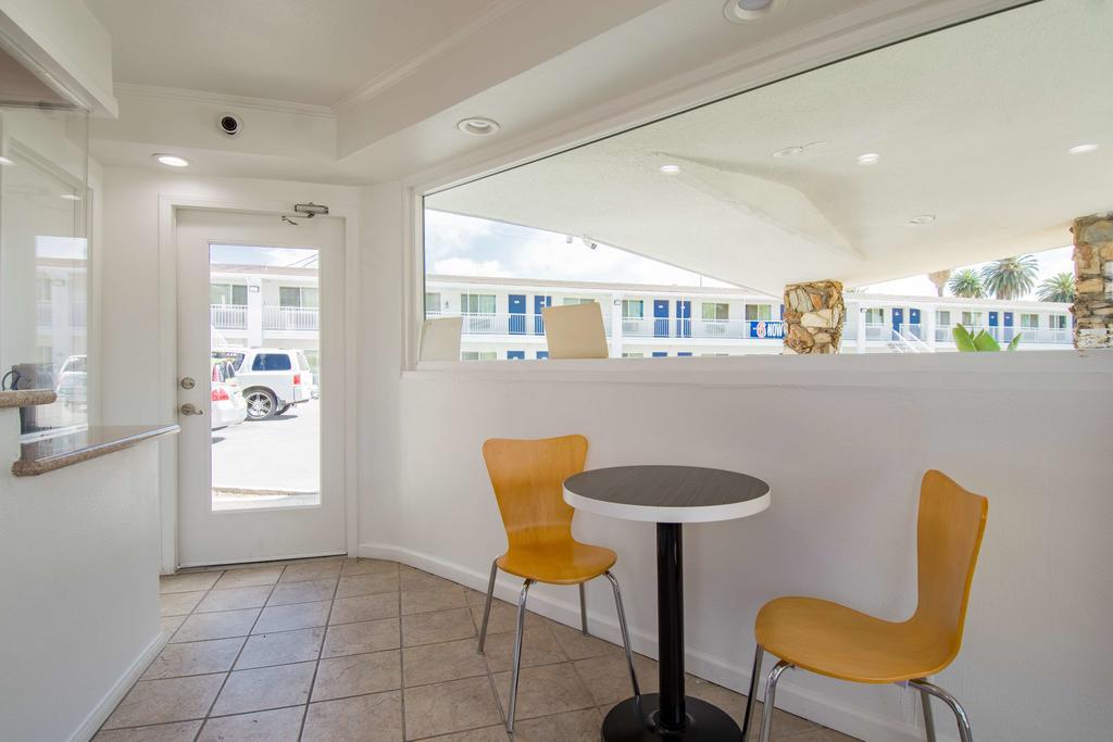 Motel 6-San Bernardino, Ca - Downtown Luaran gambar